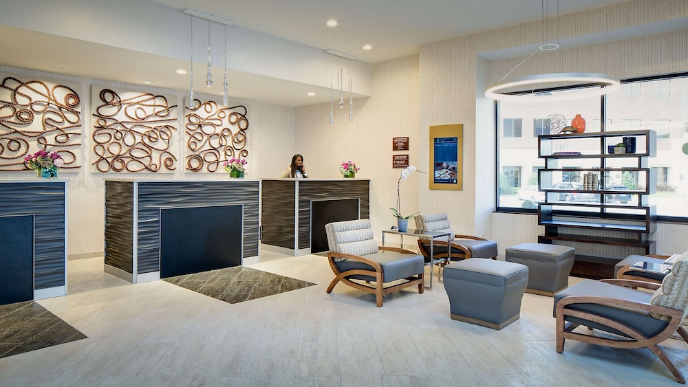 Embassy Suites by Hilton Dallas Love Field - photo 3