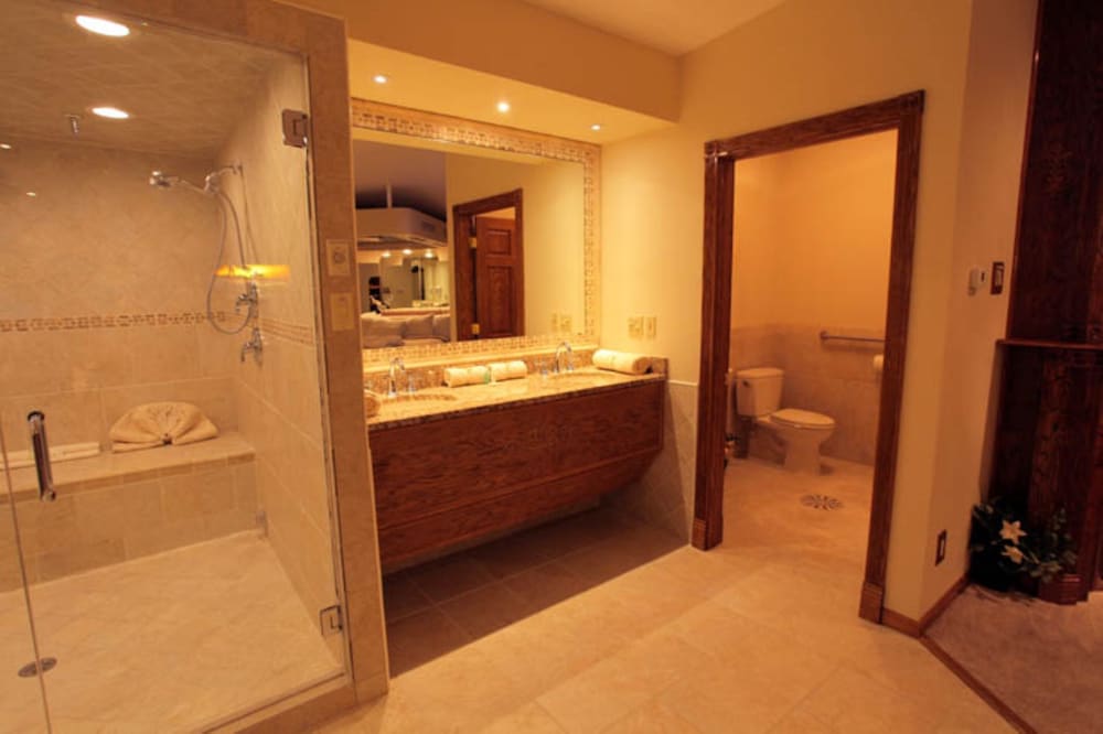 Sybaris Pool Suites Indianapolis - photo 33