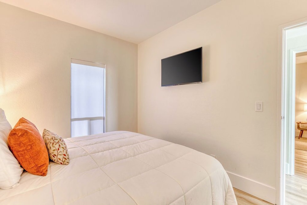 Sand & Sea Resort Condominiums - photo 147