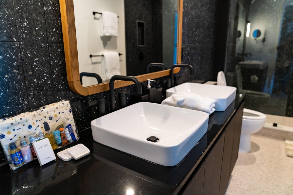 Austin Condo Hotel - photo 724