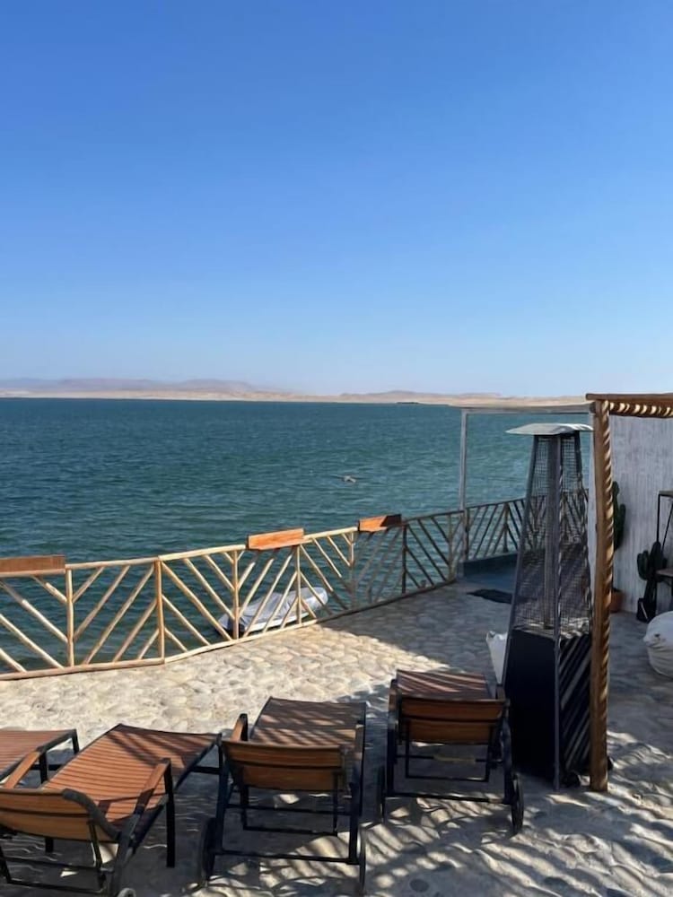 Atenas Hotel Boutique in Paracas, Peru