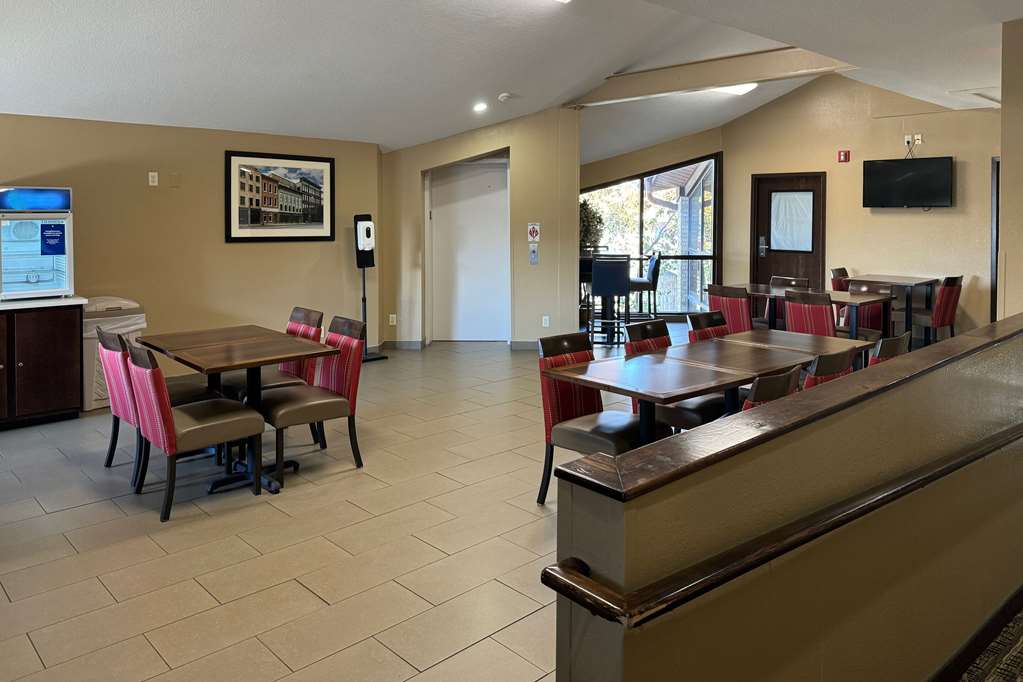 Comfort Inn Maumee Perrysburg Area - photo 17