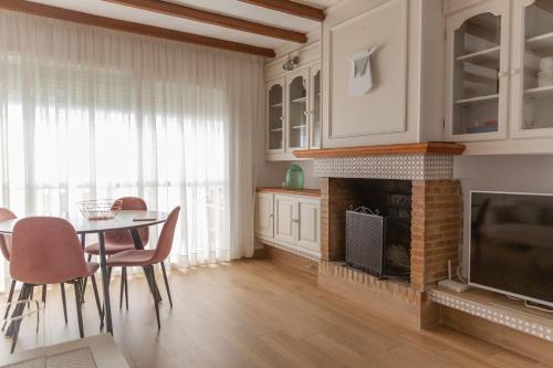 Casa con jardA n junto a la playa — 4-Star Luxury Hotel in Estepona, Spain
