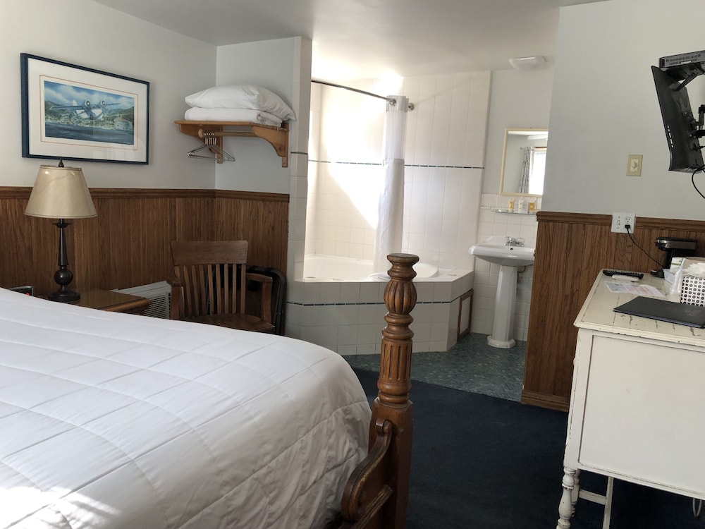Seacrest Inn - photo 81