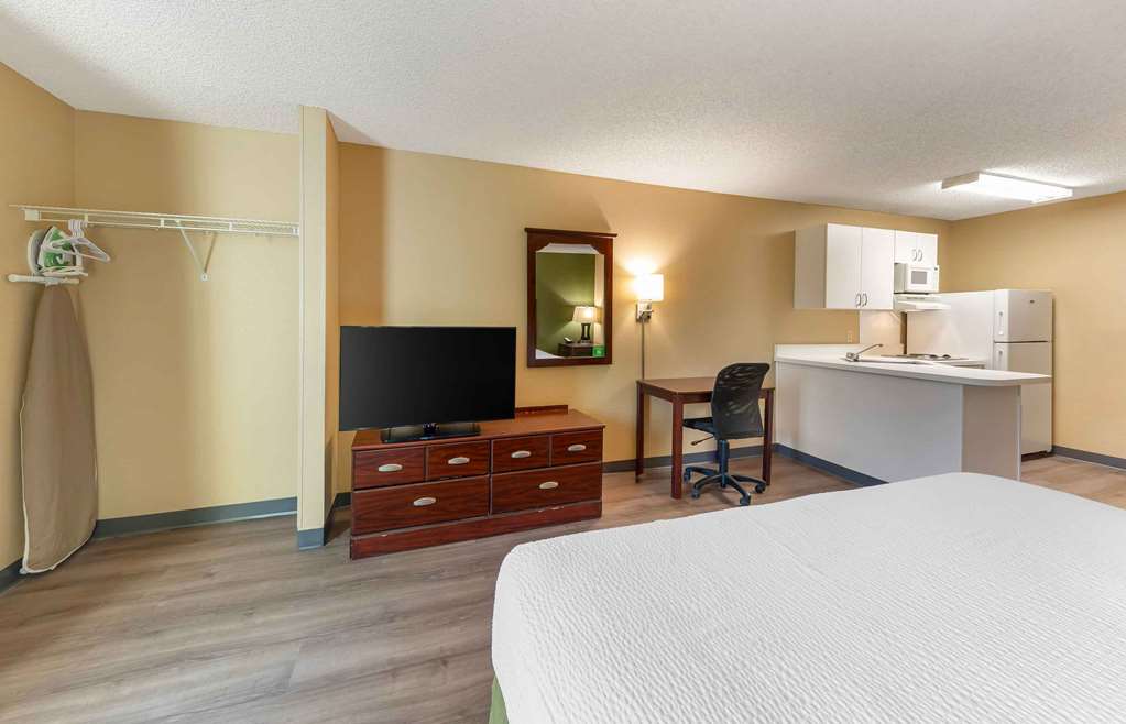 Extended Stay America Los Angeles Ontario Airport - photo 17
