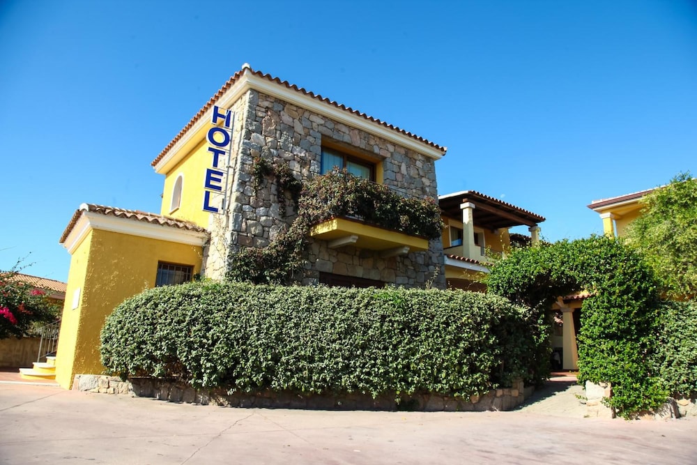 Hotel Lu Pitrali in San Teodoro, Italy