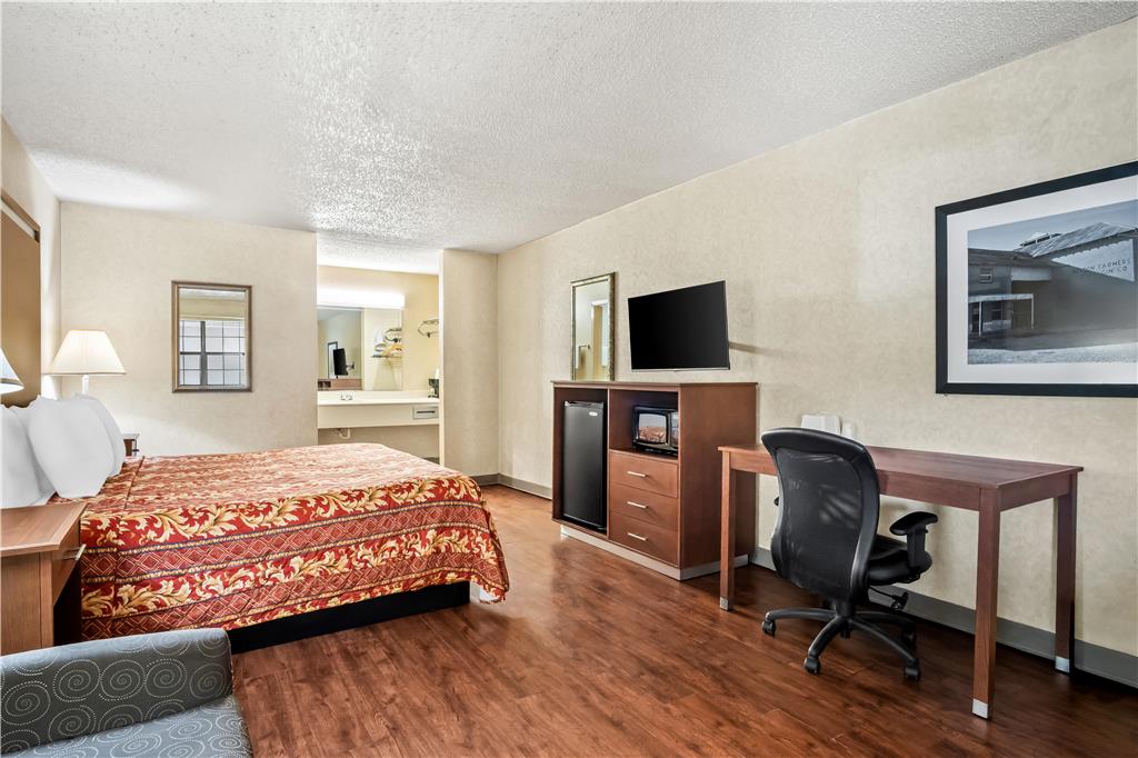 Americas Best Value Inn Midlothian Cedar Hill - photo 19
