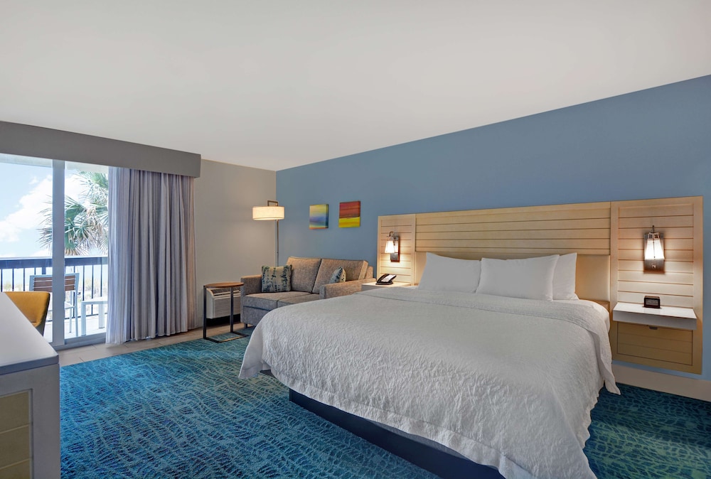 Hampton Inn Jacksonville Beach Oceanfront - photo 8