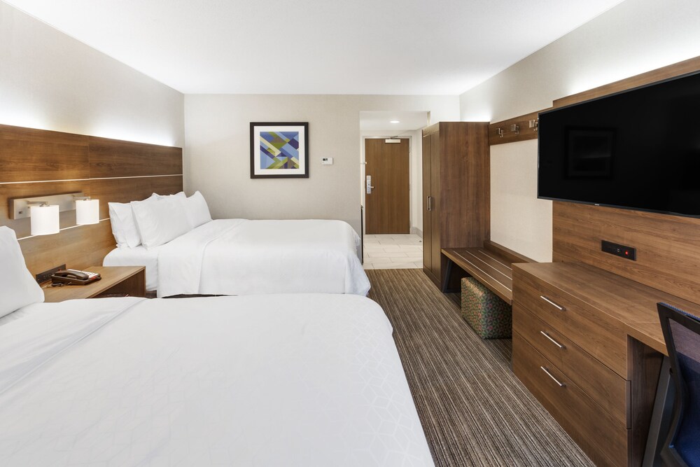Holiday Inn Express Hotel & Suites Providence Woonsocket by IHG - photo 3