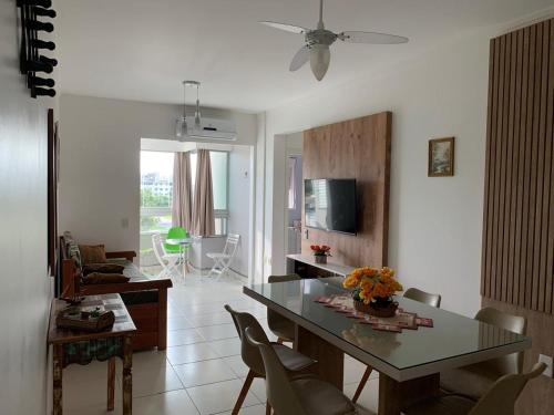 Belo Apto 2 Quartos Ideal Para Famílias — 4-Star Luxury Hotel in Florianopolis, Brasil