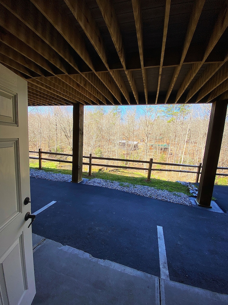 Copperhead Lodge and Resort Cabin Rentals - photo 59
