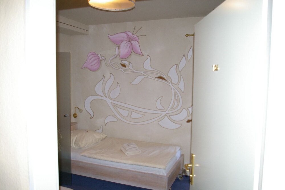 Hotel zum Studio — Hamburg — photo 2