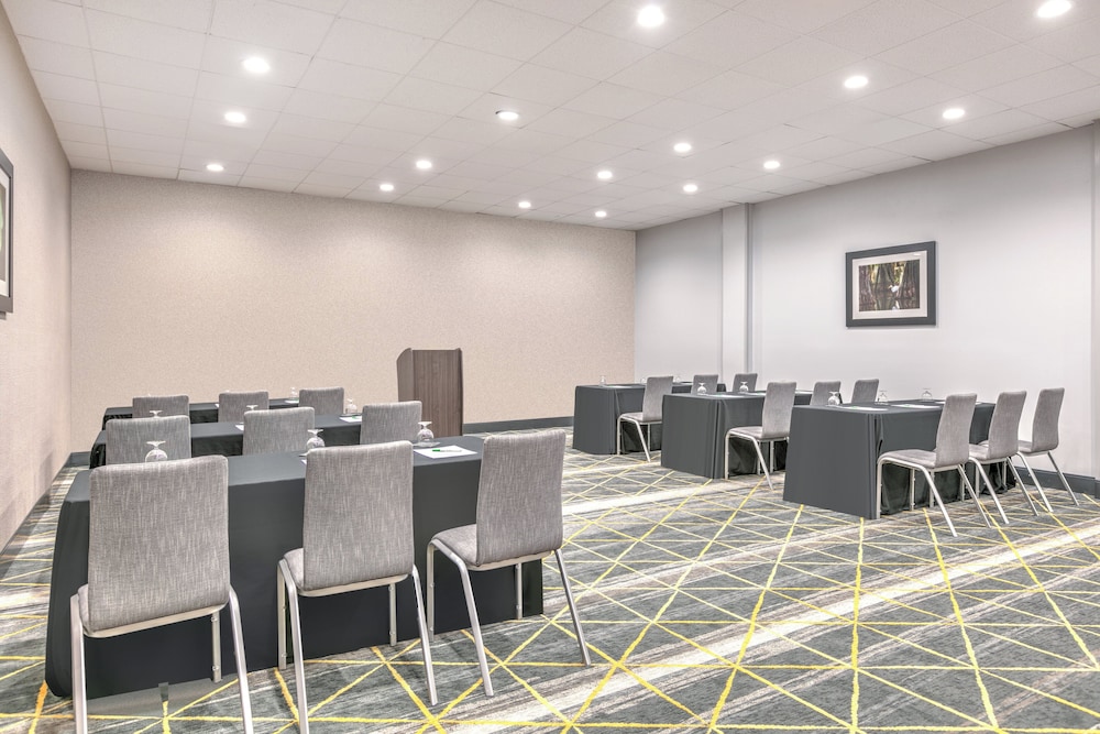 Holiday Inn Houma - photo 35