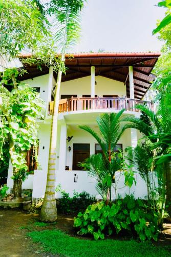 Shadow Surf Bay - last minute hotel in Tangalle