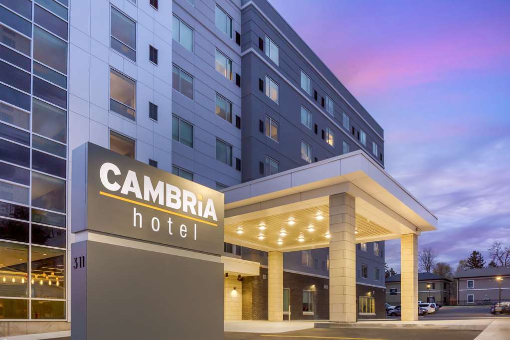 Cambria Hotel Niagara Falls - photo 11