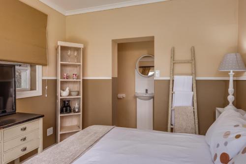 Mill Park Corner Cottages — 4-Star Luxury Hotel in Port Elizabeth, South Africa