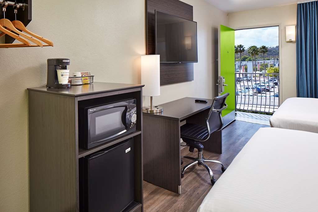 SureStay Hotel by Best Western San Diego Pacific Beach - photo 6