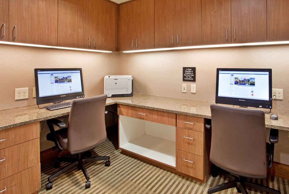 Hampton Inn & Suites Phoenix Glendale Westgate - photo 34
