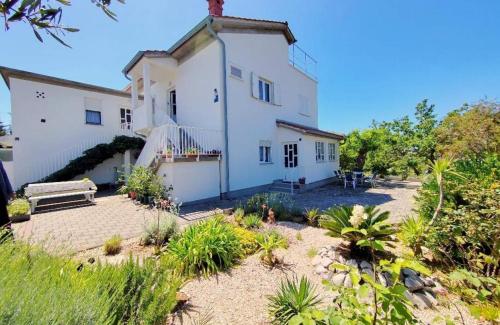 Apartments with parking space Barbat Rab 23300 — 4-Star Luxury Hotel in Rab, Croatia