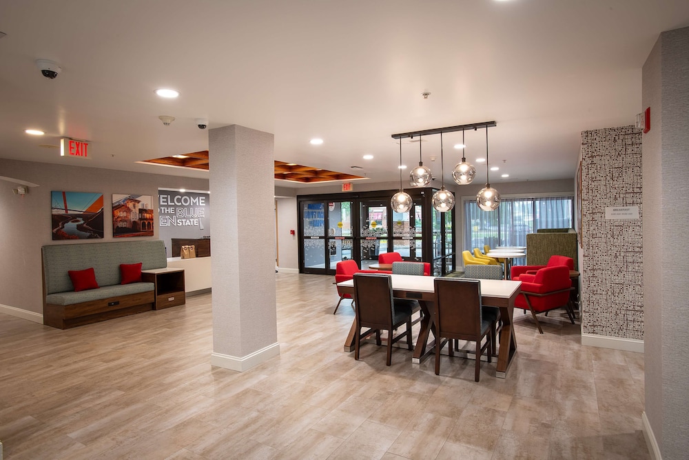 Hampton Inn Seaford - photo 2