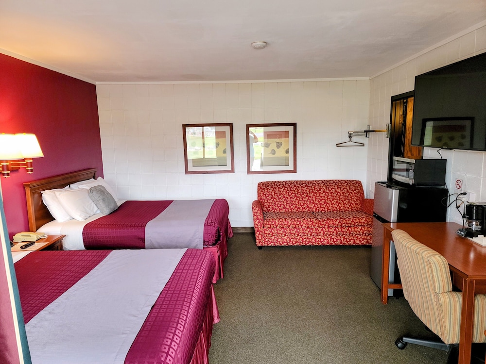 Skyview Motel - photo 16