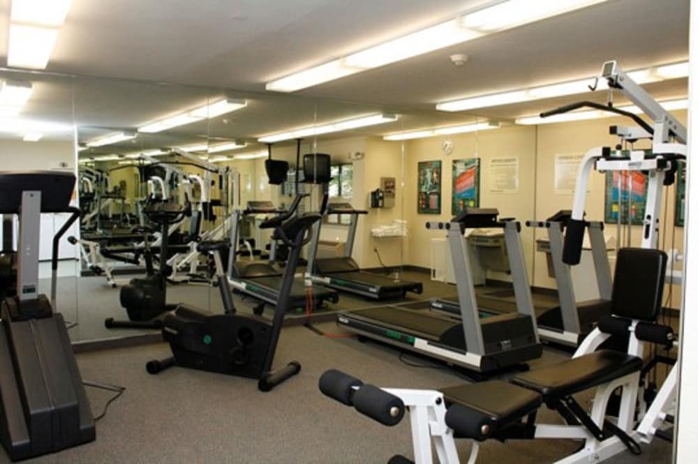 Candlewood Suites East Lansing by IHG - photo 15