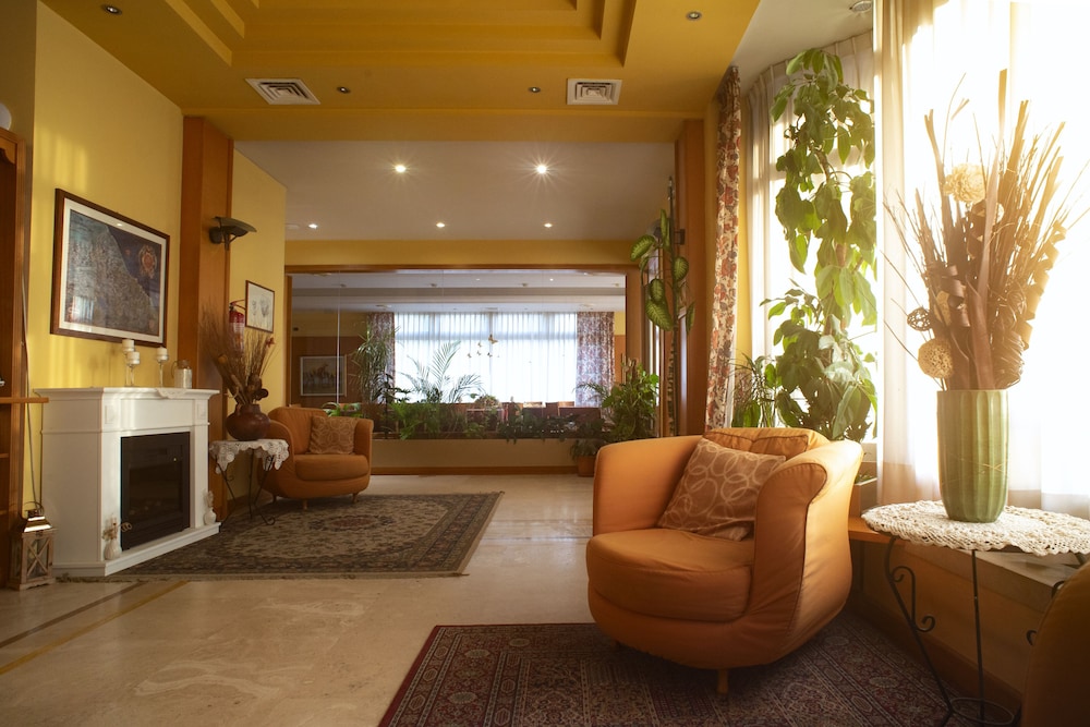 Hotel Lory — Celano — photo 2