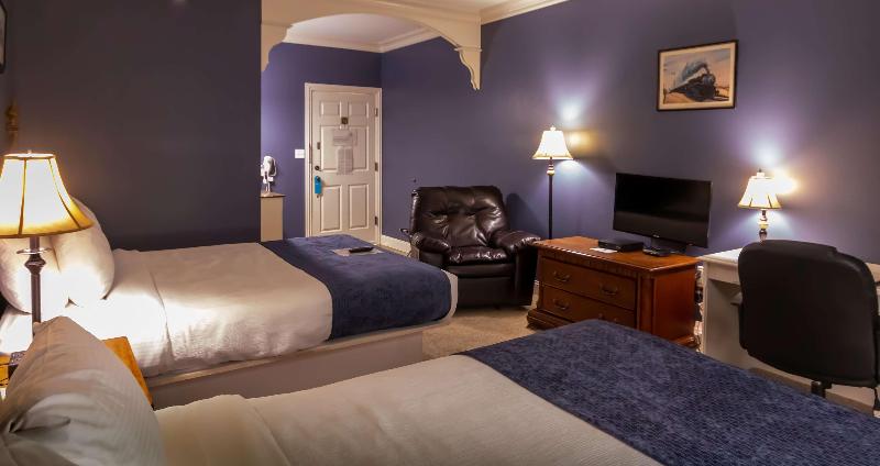 Depot Inn and Suites - photo 35