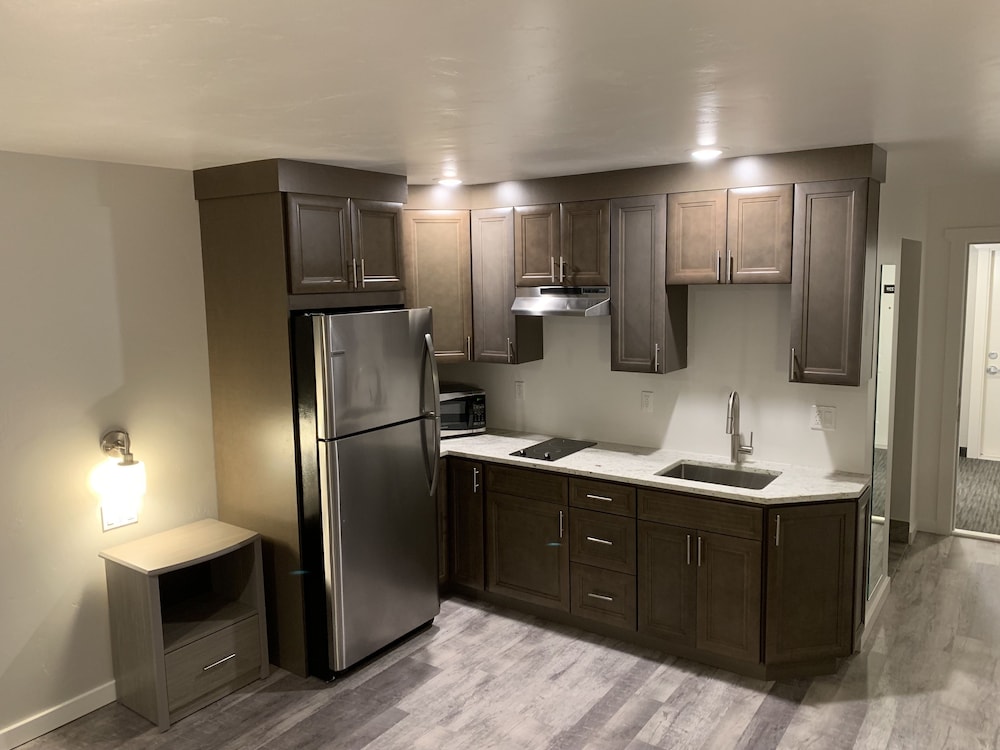 The Gunnison Inn at Dos Rios Golf Course - photo 11