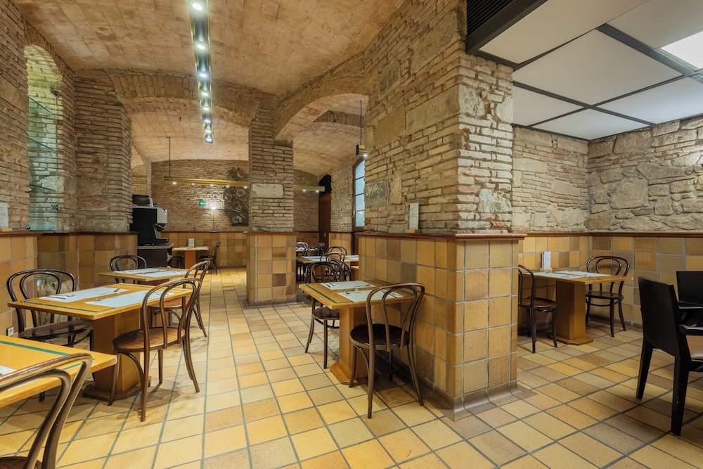 מזון ומשקאות