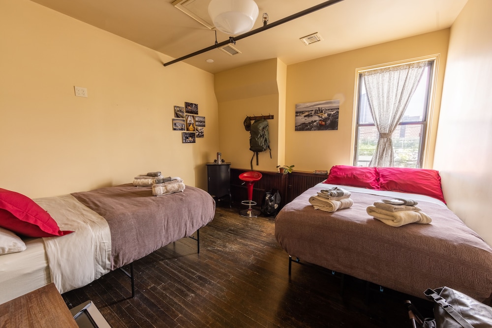 Traveler's Rest Hotel - photo 13
