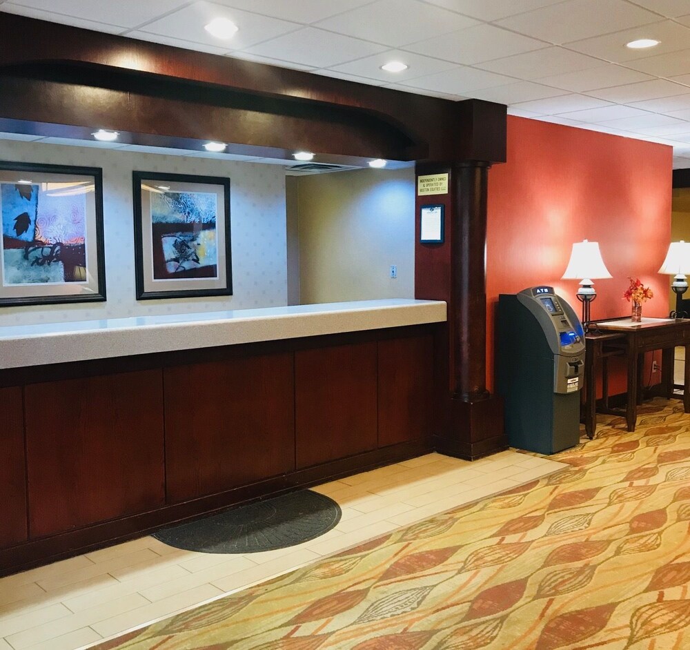 The Lifestyle Inn Lounge & Conference Cedar Falls — Cedar Falls — photo 3