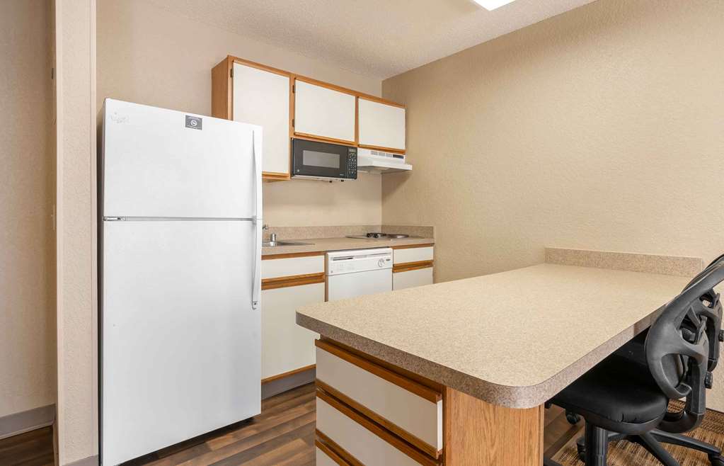 Extended Stay America Suites Louisville Alliant Avenue - photo 32