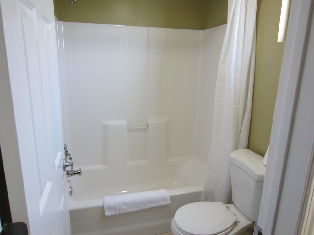 El Rancho Inn Hawthorne - photo 12