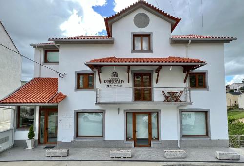 Casa da Ribeirinha — 4-Star Luxury Hotel in Seia, Portugal