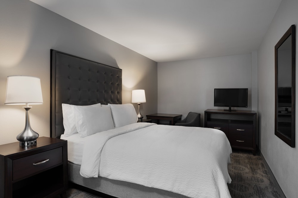 Garner Auburn Seattle by IHG - photo 9