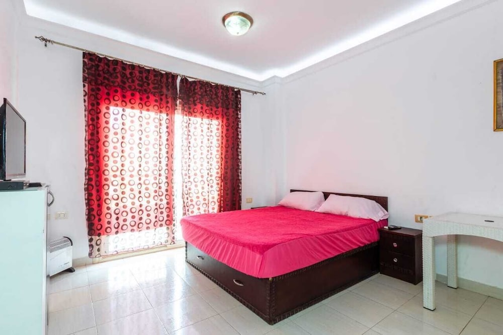 Al makramia compound — 4-Star Luxury Hotel in Hurghada, Egypt