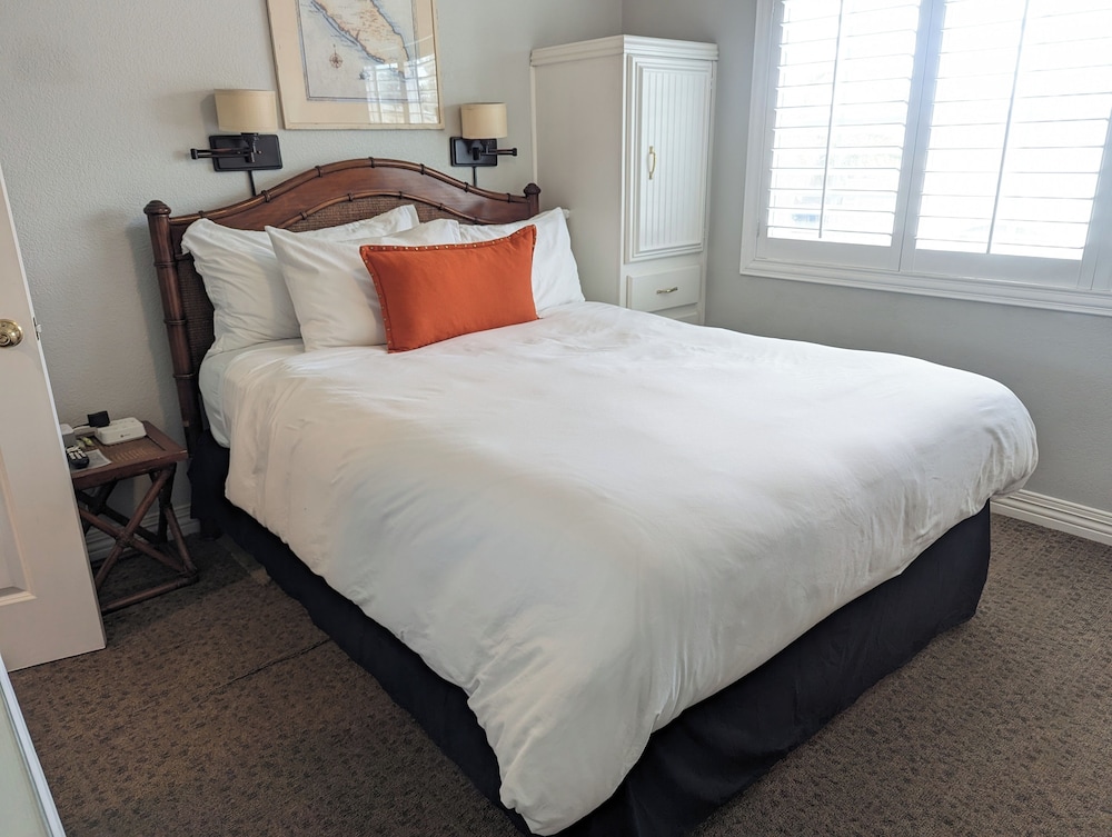 Capitola Hotel - photo 16