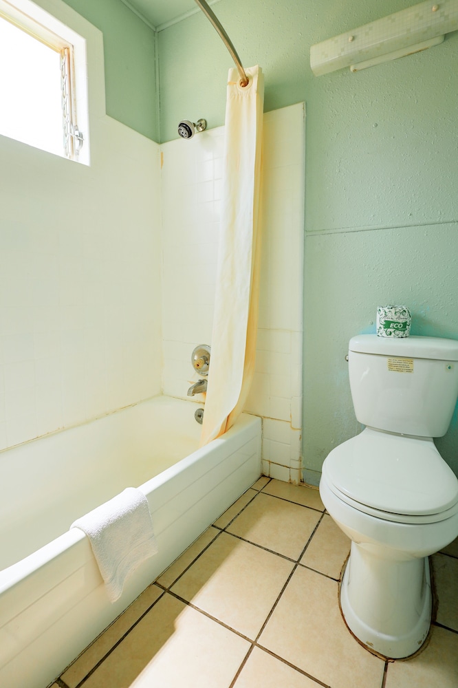 Route 66 Inn - photo 13