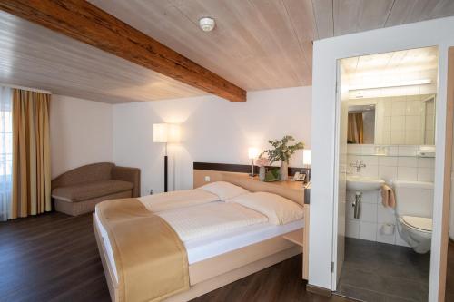Hotel zum goldenen Kreuz — Frauenfeld — photo 4