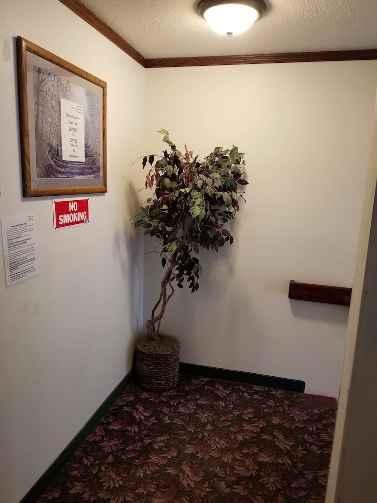 Bilmar Inn & Suites Dell Rapids Near Sioux Falls - photo 130