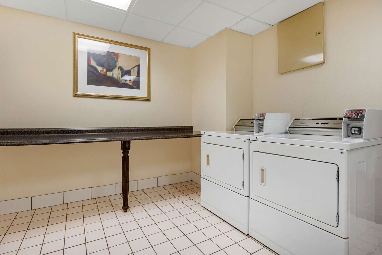 Clarion Hotel and Conference Center Harrisburg West - photo 16