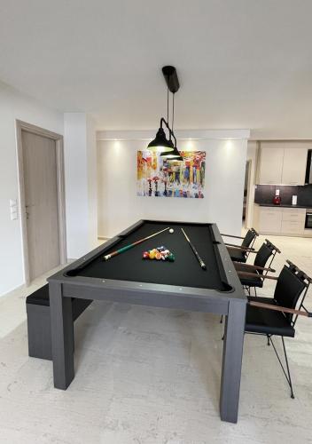 Asterias Home — 4-Star Luxury Hotel in Kokkini Chani, Greece