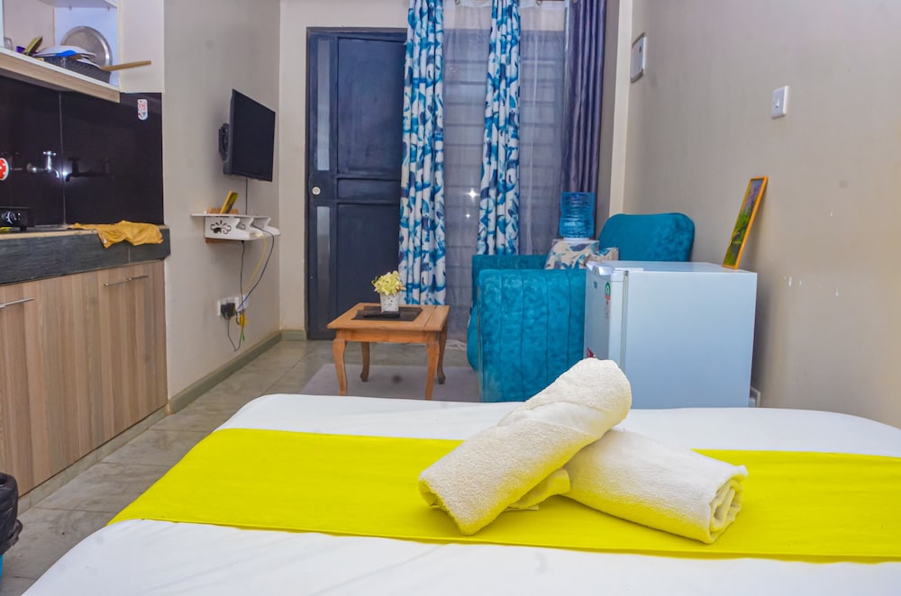 Lux Suites Mattlet Studio Apartments TRM