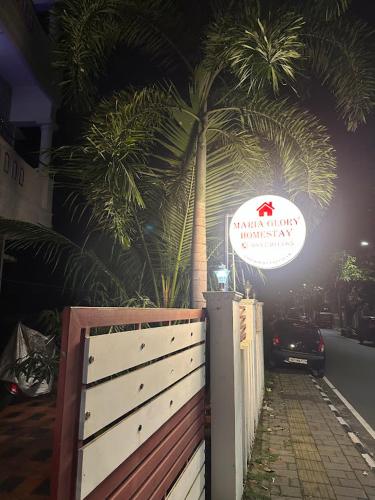 Rampart Home Stay & Backpackers Hostels