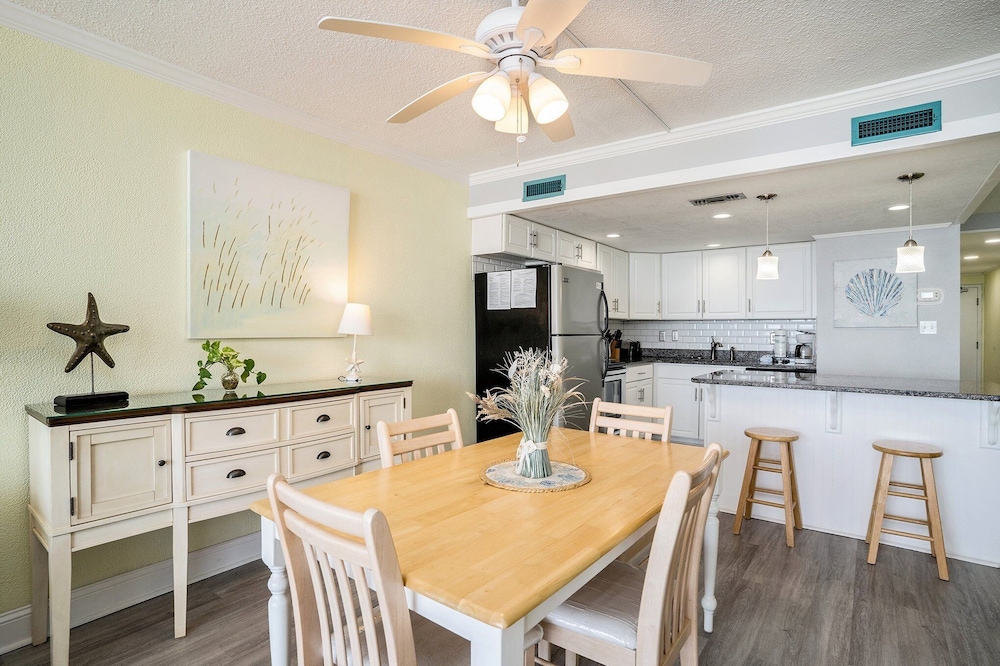 0906 Waters Edge Resort 1 Bedroom Condo by RedAwning - photo 21