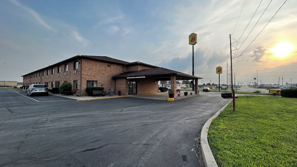 Super 8 by Wyndham Gilman - photo 57