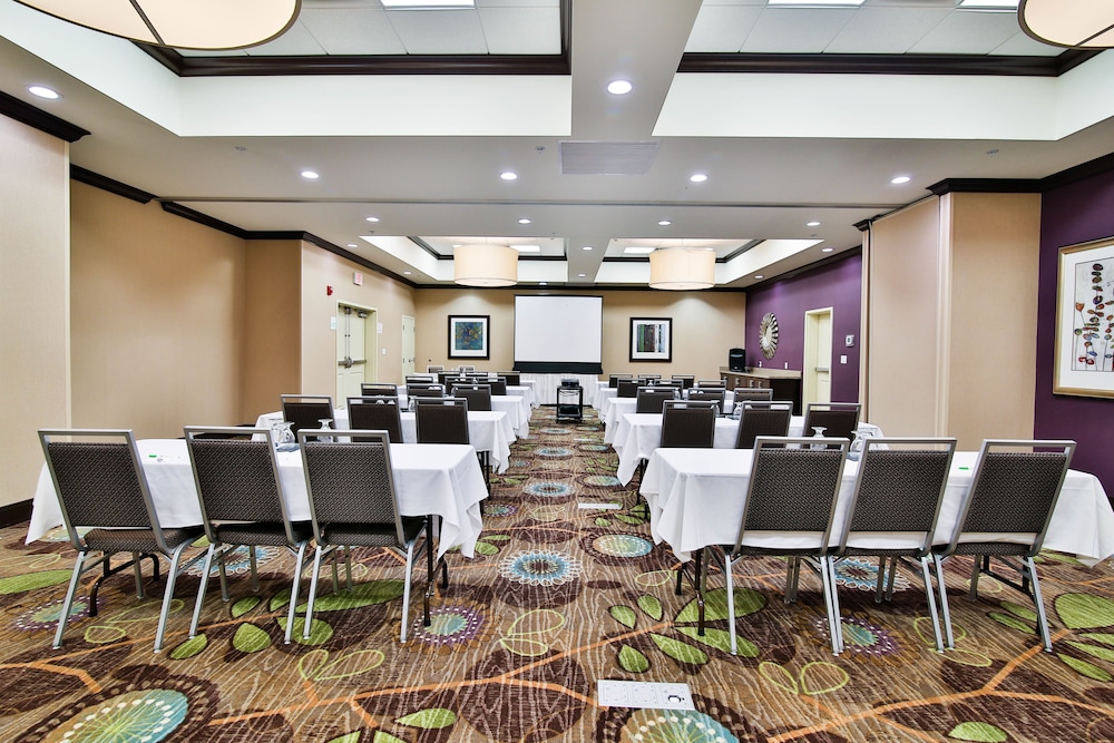 Holiday Inn Bismarck by IHG - photo 75