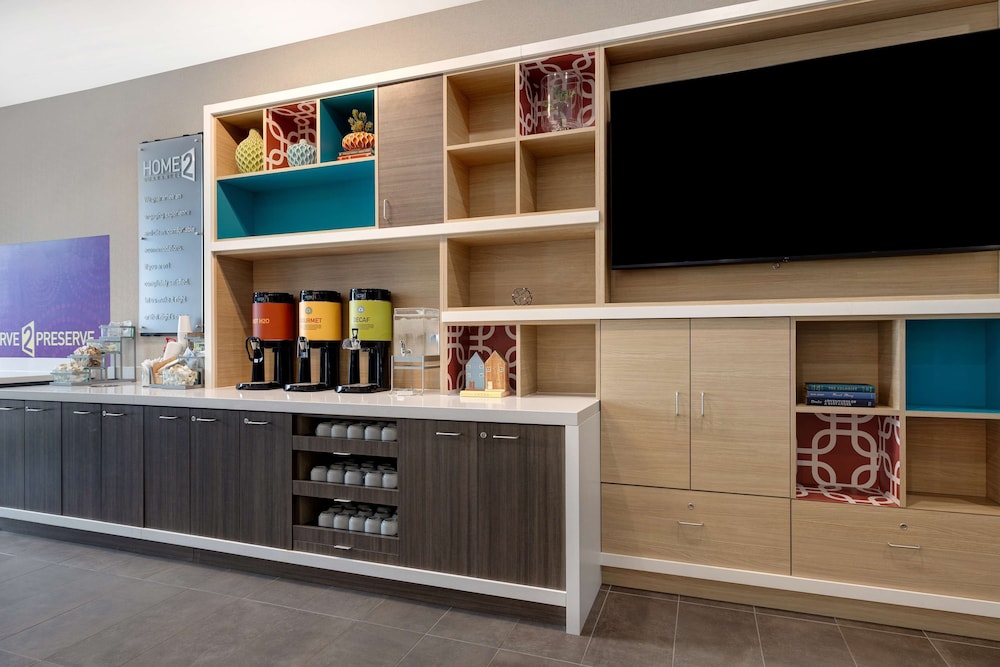 Home2 Suites by Hilton Galveston - photo 4