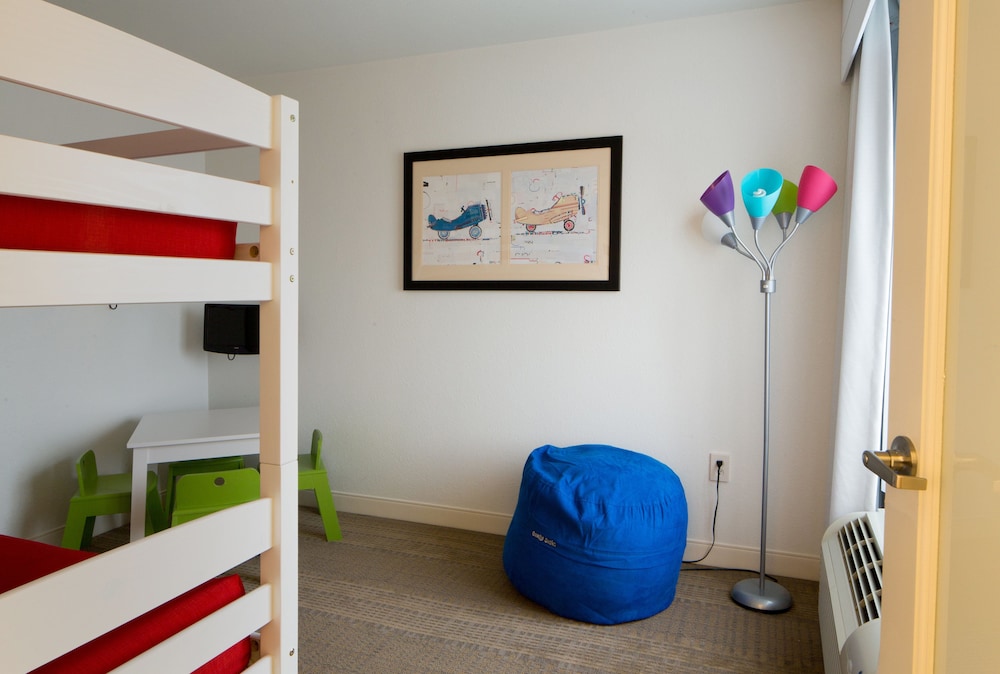 Holiday Inn Bloomington Airport by IHG - photo 6